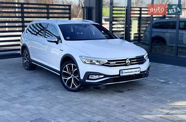 Универсал Volkswagen Passat Alltrack 2022 в Ровно