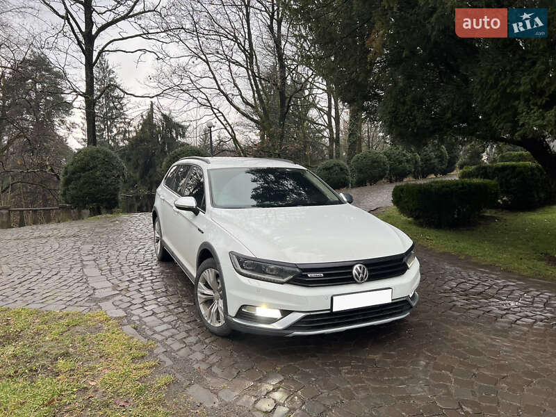 Универсал Volkswagen Passat Alltrack 2017 в Запорожье
