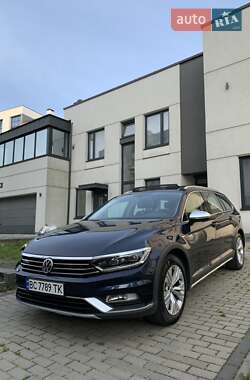 Универсал Volkswagen Passat Alltrack 2017 в Львове