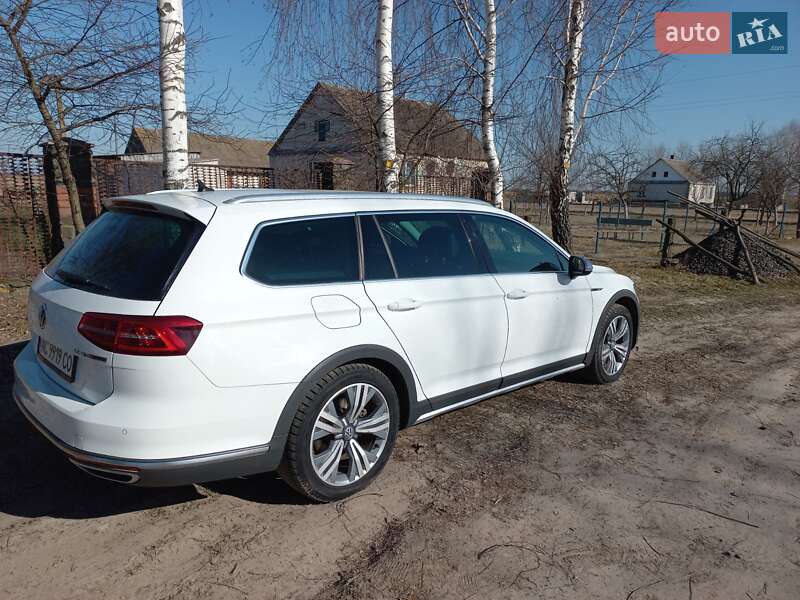 Volkswagen Passat Alltrack 2015