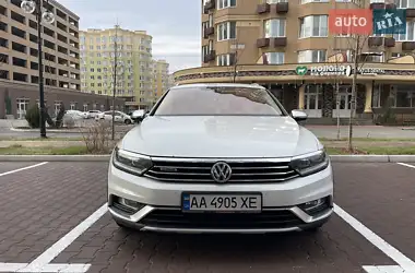 Volkswagen Passat Alltrack 2015