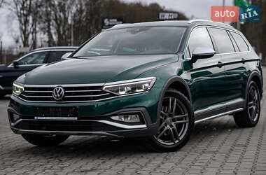 Универсал Volkswagen Passat Alltrack 2020 в Львове