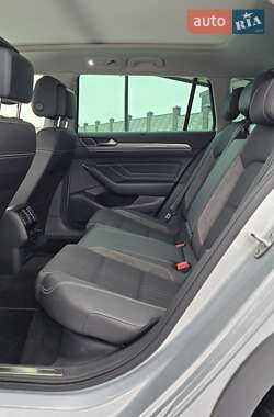 Универсал Volkswagen Passat Alltrack 2019 в 