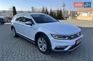 Універсал Volkswagen Passat Alltrack 2015 в Чернівцях