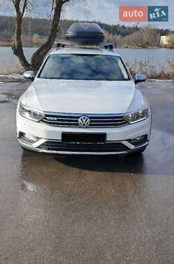 Універсал Volkswagen Passat Alltrack 2017 в Києві