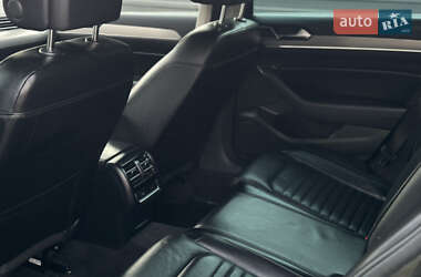 Универсал Volkswagen Passat Alltrack 2017 в 