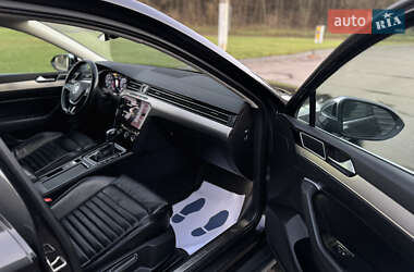 Универсал Volkswagen Passat Alltrack 2017 в 