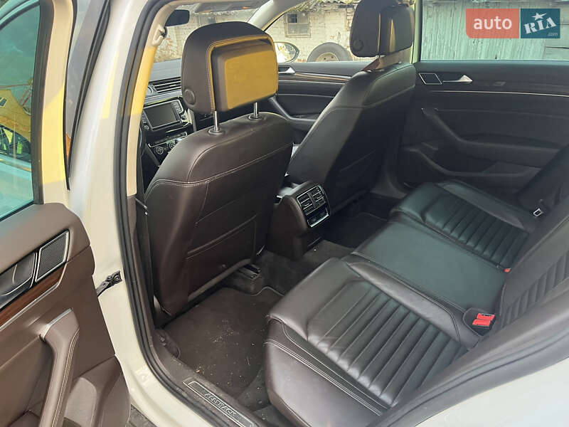 Універсал Volkswagen Passat Alltrack 2015 в Самборі фото 3 Універсал Volkswagen Passat Alltrack 2015 в Самборі
