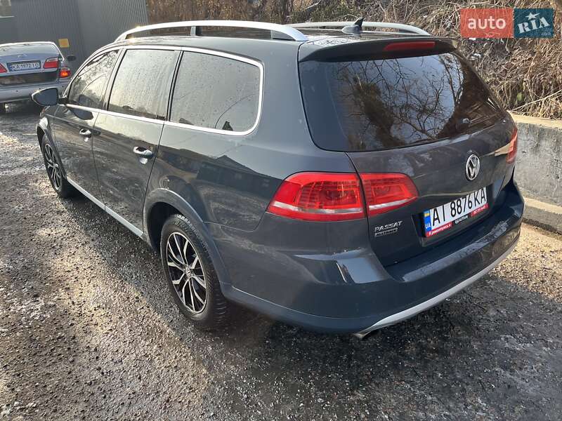 Универсал Volkswagen Passat Alltrack 2014 в Киеве