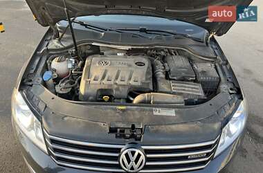 Универсал Volkswagen Passat Alltrack 2014 в Киеве