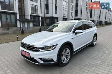 Універсал Volkswagen Passat Alltrack 2015 в Чернівцях