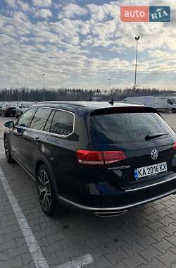 Універсал Volkswagen Passat Alltrack 2016 в Києві