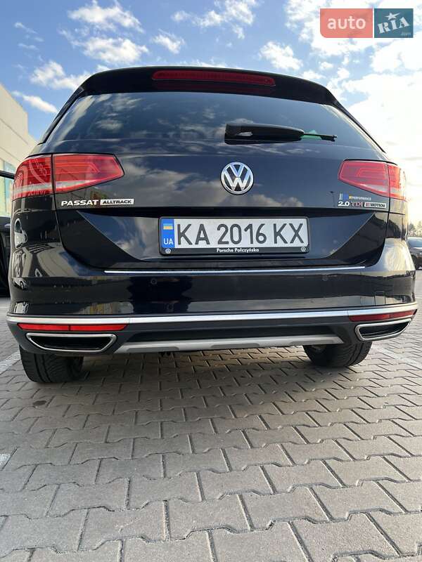 Універсал Volkswagen Passat Alltrack 2016 в Києві