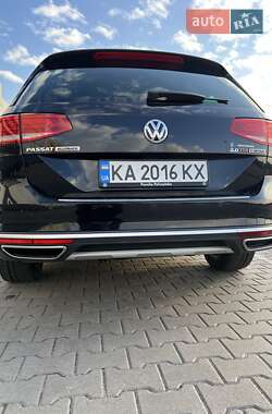 Універсал Volkswagen Passat Alltrack 2016 в Києві