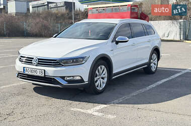 Универсал Volkswagen Passat Alltrack 2017 в 