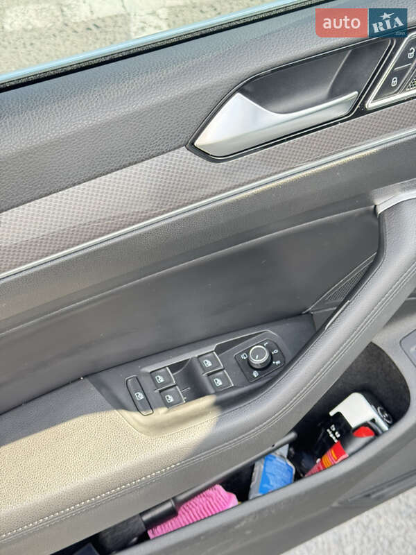 Універсал Volkswagen Passat Alltrack 2017 в Ужгороді