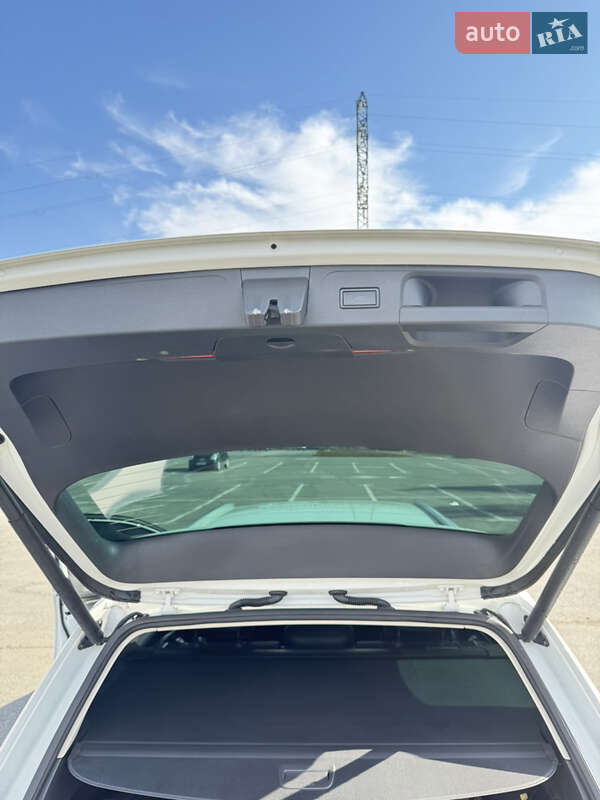 Універсал Volkswagen Passat Alltrack 2017 в Ужгороді