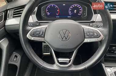 Универсал Volkswagen Passat Alltrack 2020 в 