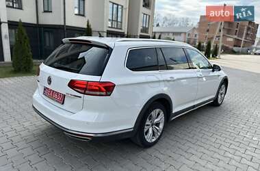 Универсал Volkswagen Passat Alltrack 2015 в 