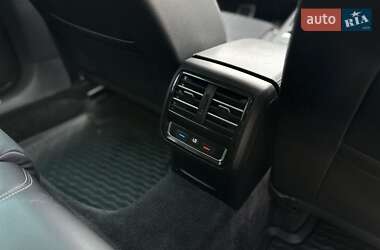 Универсал Volkswagen Passat Alltrack 2015 в 
