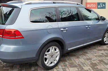 Универсал Volkswagen Passat Alltrack 2013 в 