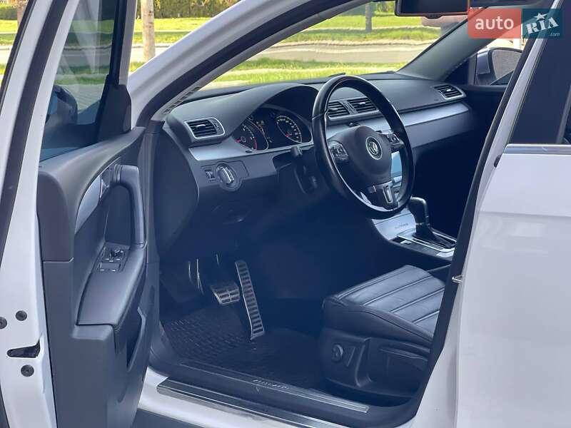 Універсал Volkswagen Passat Alltrack 2014 в Луцьку