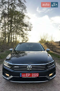 Універсал Volkswagen Passat Alltrack 2018 в 
