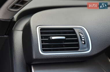 Універсал Volkswagen Passat Alltrack 2014 в 