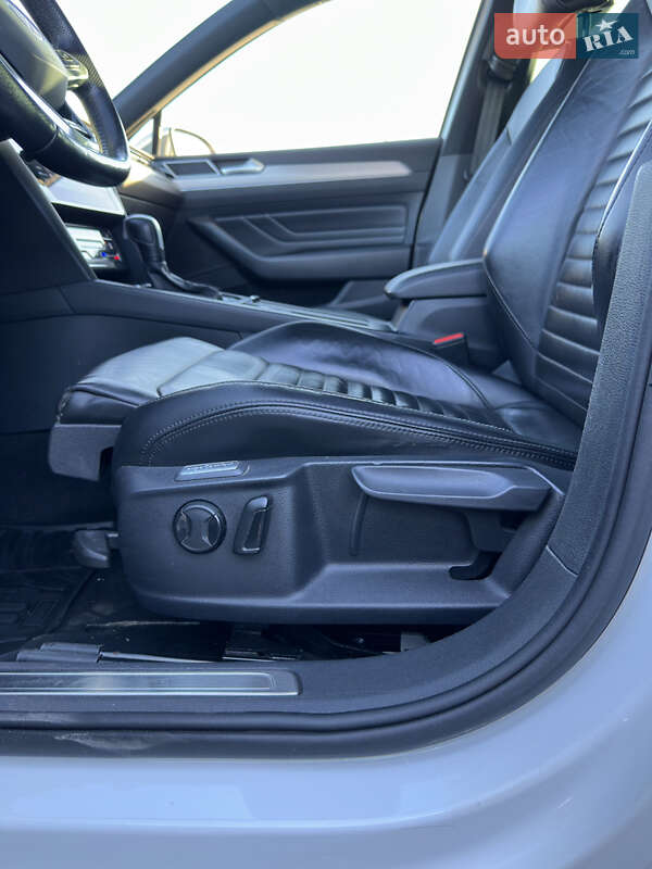 Универсал Volkswagen Passat Alltrack 2021 в Тернополе