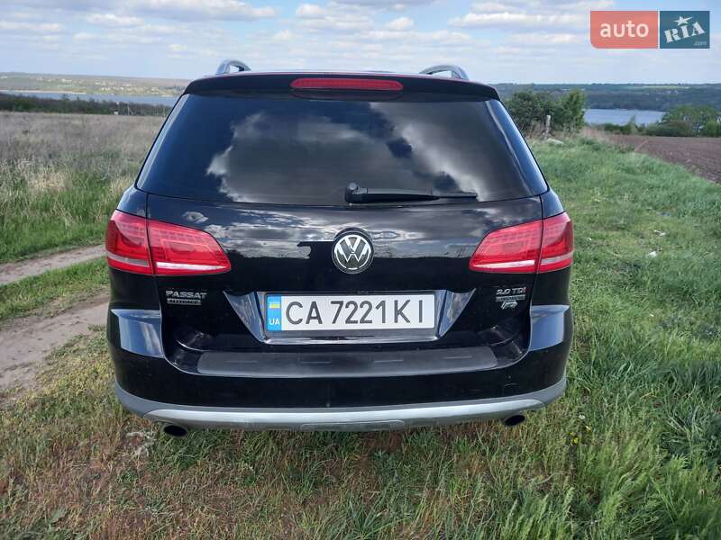 Универсал Volkswagen Passat Alltrack 2012 в Днепре