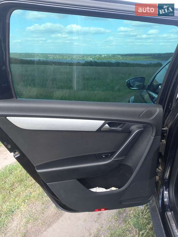 Универсал Volkswagen Passat Alltrack 2012 в Днепре