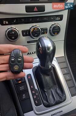 Універсал Volkswagen Passat Alltrack 2012 в 