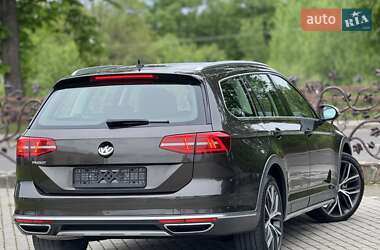 Універсал Volkswagen Passat Alltrack 2018 в 