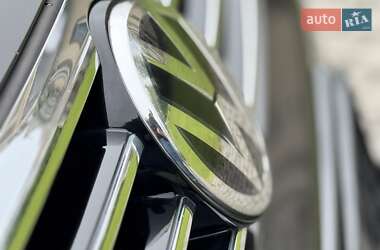 Універсал Volkswagen Passat Alltrack 2018 в 