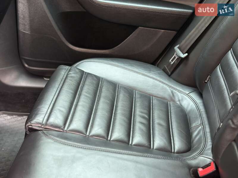 Універсал Volkswagen Passat Alltrack 2013 в Дрогобичі