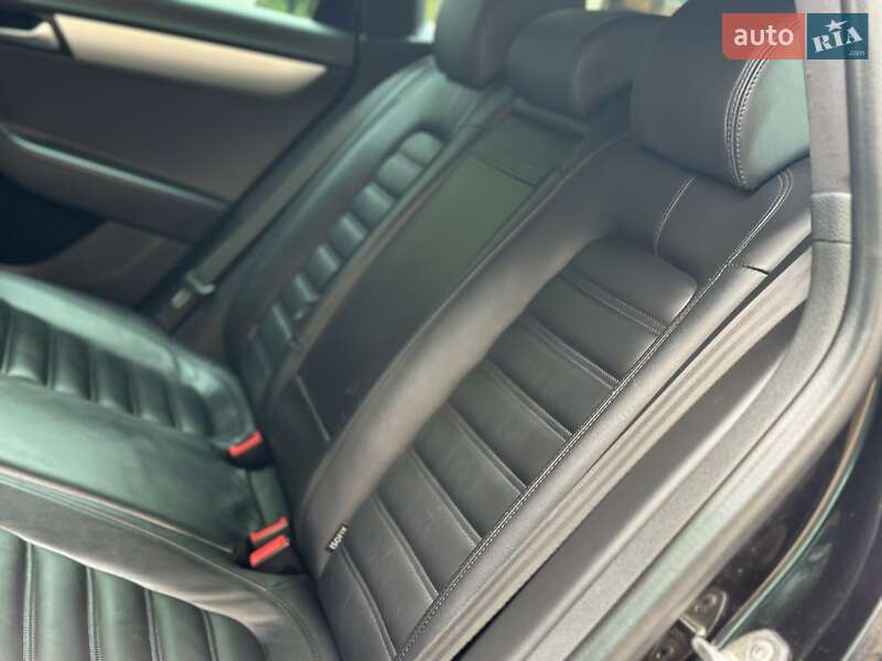 Універсал Volkswagen Passat Alltrack 2013 в Дрогобичі
