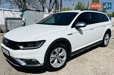 Универсал Volkswagen Passat Alltrack 2017 в Запорожье