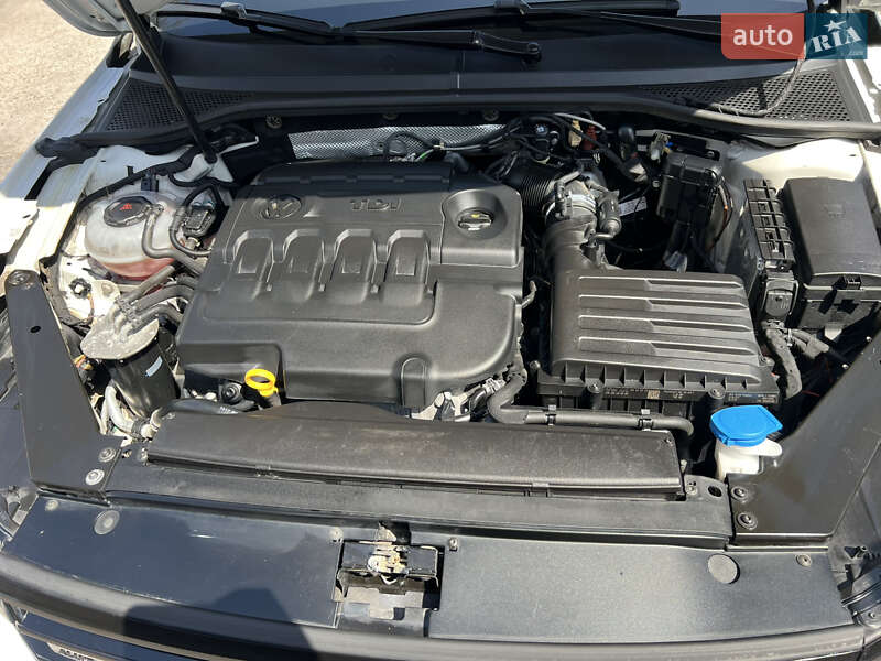 Универсал Volkswagen Passat Alltrack 2017 в Запорожье