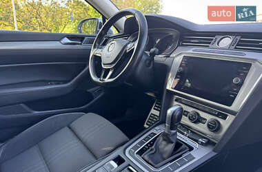 Универсал Volkswagen Passat Alltrack 2018 в 