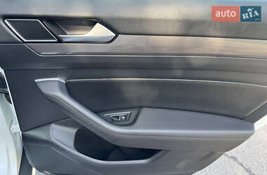 Универсал Volkswagen Passat Alltrack 2018 в 