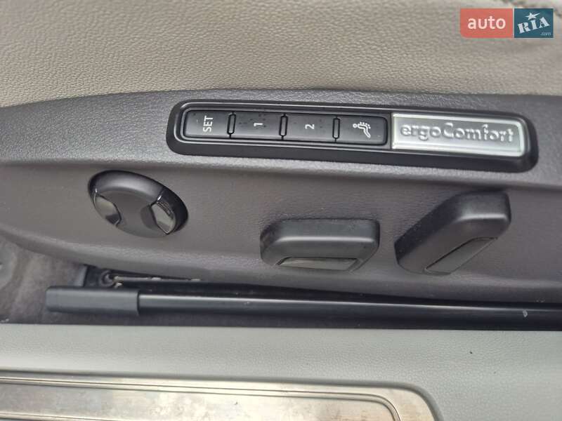 Универсал Volkswagen Passat Alltrack 2019 в Нововолынске