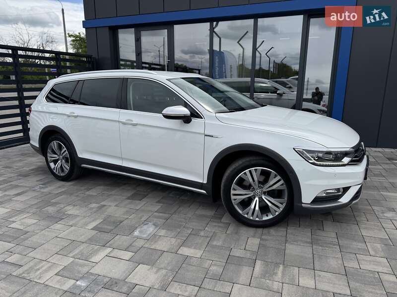 Універсал Volkswagen Passat Alltrack 2019 в Рівному