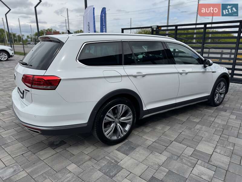 Універсал Volkswagen Passat Alltrack 2019 в Рівному