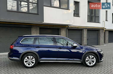 Універсал Volkswagen Passat Alltrack 2018 в 