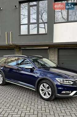 Універсал Volkswagen Passat Alltrack 2018 в 
