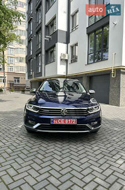 Універсал Volkswagen Passat Alltrack 2018 в 