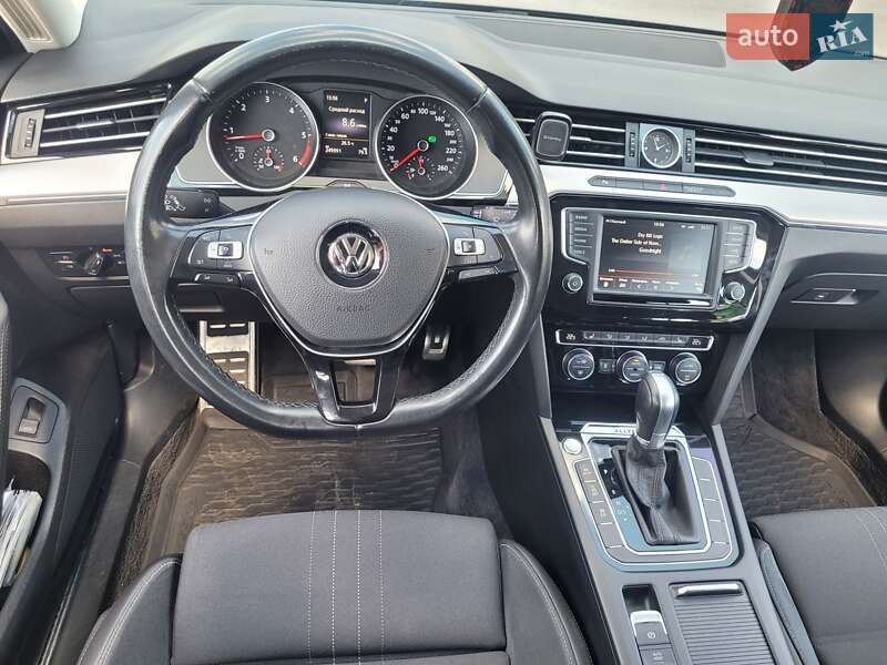 Універсал Volkswagen Passat Alltrack 2016 в Харкові