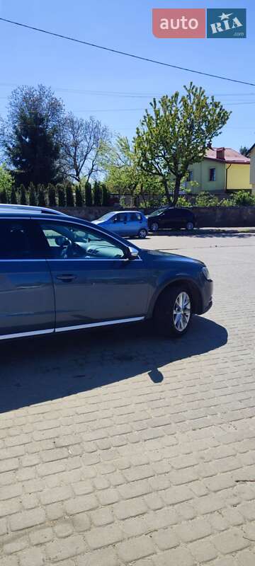 Универсал Volkswagen Passat Alltrack 2013 в Львове