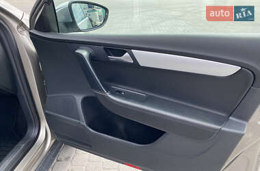 Універсал Volkswagen Passat Alltrack 2012 в 