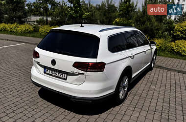 Универсал Volkswagen Passat Alltrack 2017 в 